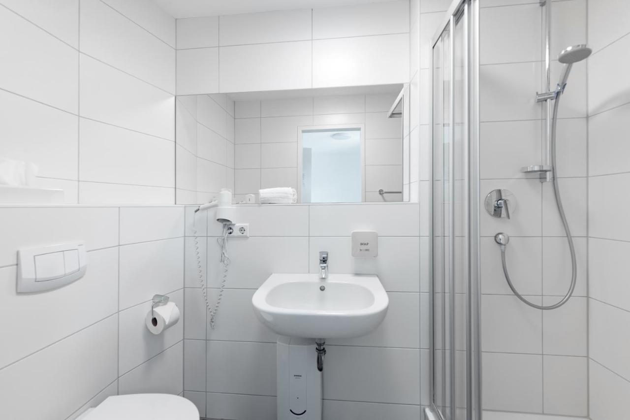 Hotel Garni Am Olgaeck Stuttgart Ngoại thất bức ảnh