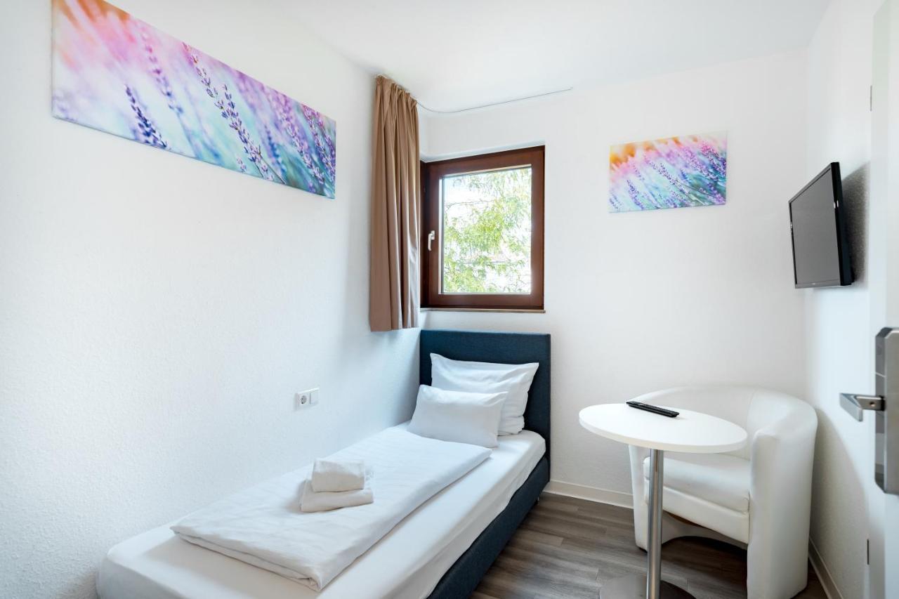 Hotel Garni Am Olgaeck Stuttgart Ngoại thất bức ảnh