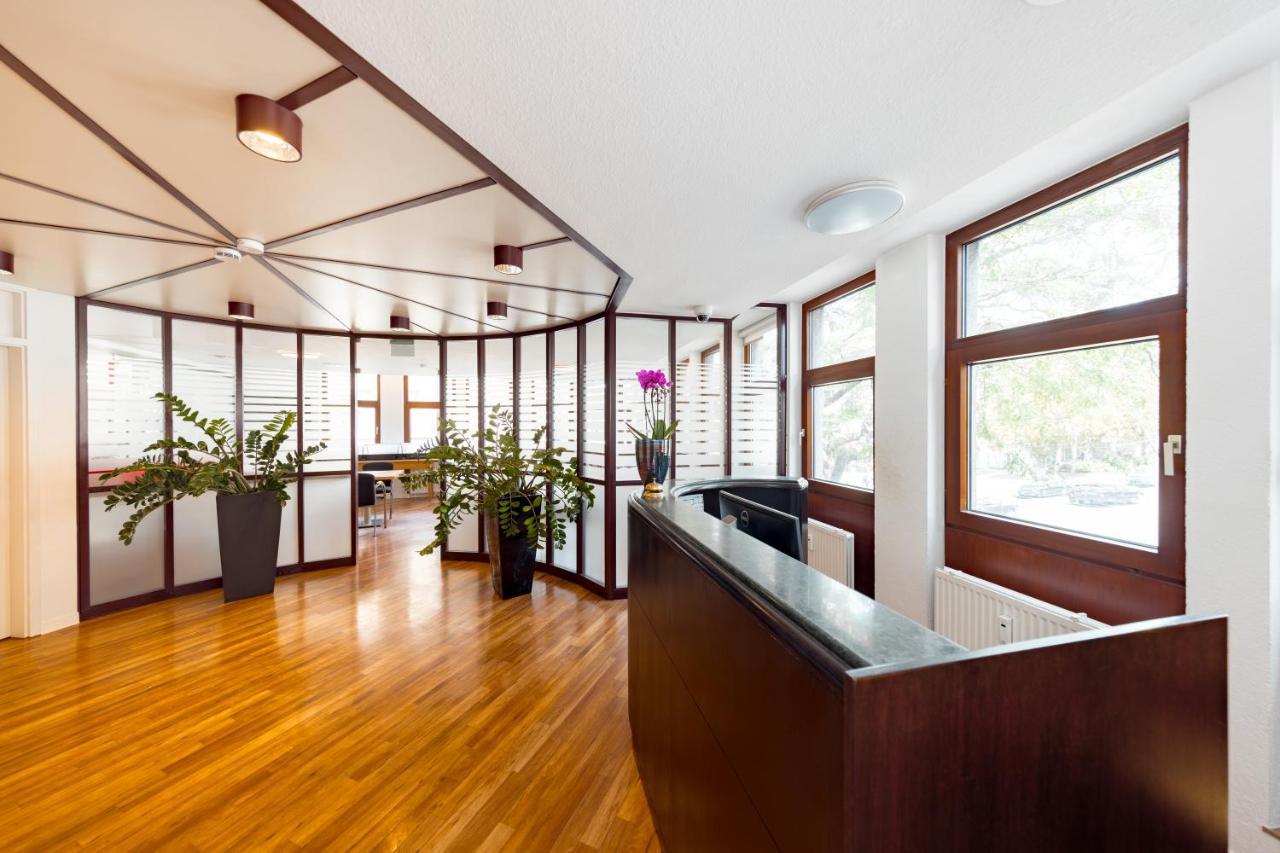 Hotel Garni Am Olgaeck Stuttgart Ngoại thất bức ảnh