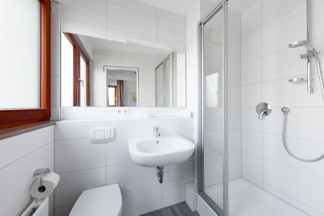 Hotel Garni Am Olgaeck Stuttgart Ngoại thất bức ảnh